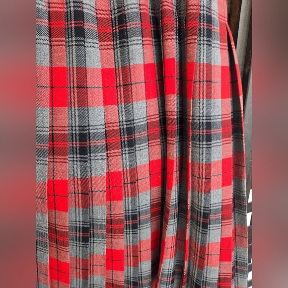 Vintage Wool Kilt - Picture 9 of 12